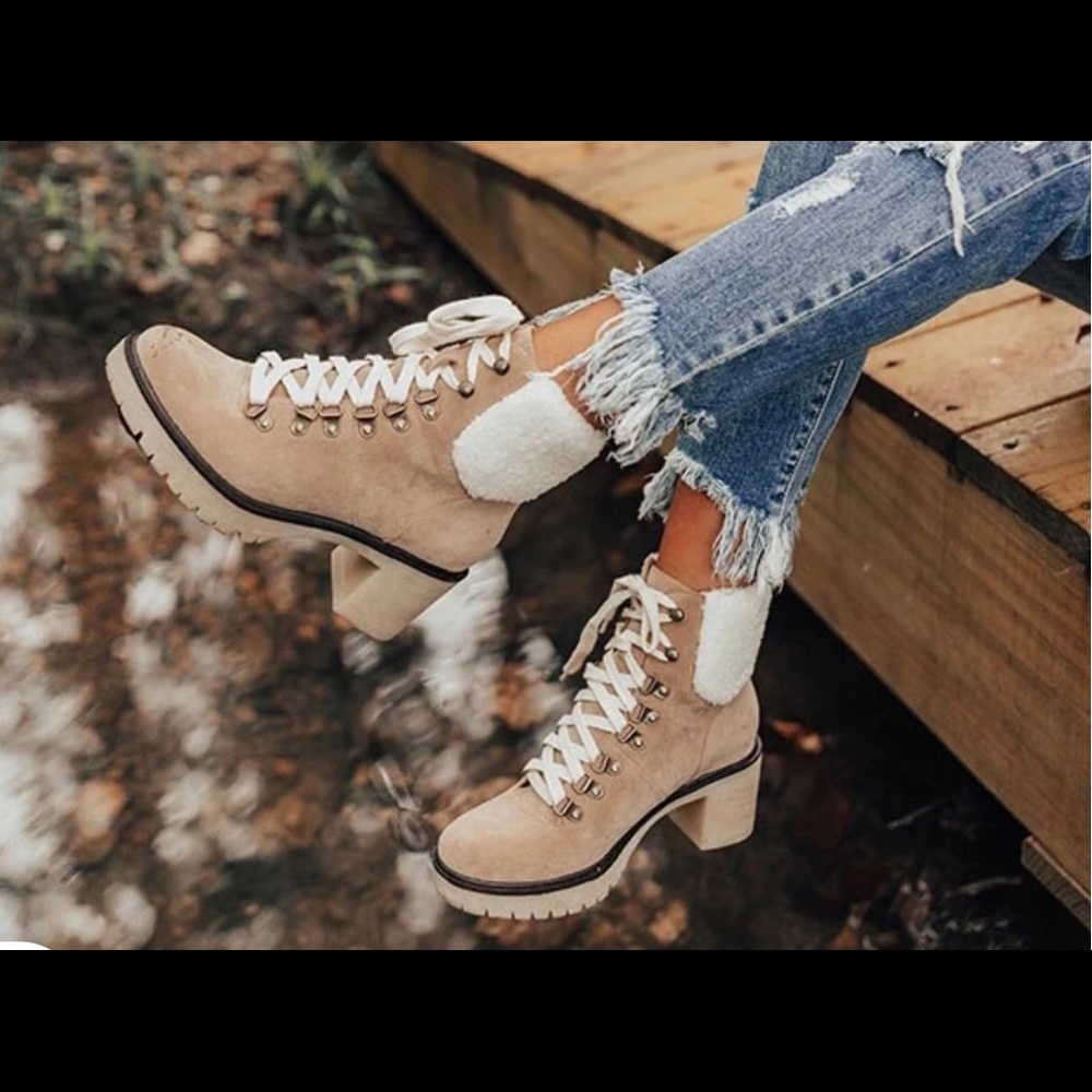 NEW Platform light-weight ankle lace up boots